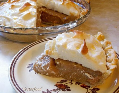 Peanut Butter Meringue Pie, Old Fashioned Peanut Butter Pie, Peanut Butter Custard Pie, Coconut Oil Pie Crust, Peanut Butter Pie Filling, Oil Pie Crust, Peanut Butter Cream Pie, Yummy Pies, Recipes Copycat