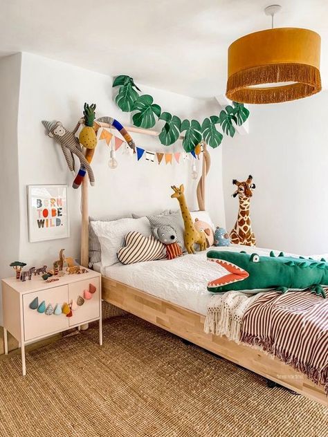 Gender Neutral Bedroom Kids, Safari Room Decor, Safari Bedroom Decor, Kids Jungle Room, Neutral Kids Bedroom, Safari Bedroom, Jungle Bedroom, Minimalist Kids Room, Safari Room