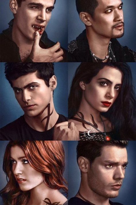 Am I the only one who noticed Simon with blood on his lips? Alec And Jace, Clary Und Jace, Clary Y Jace, Shadowhunters Series, Shadowhunters Cast, Simon Lewis, Clary And Jace, Shadowhunters Tv Show, Cassie Clare