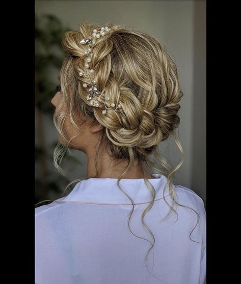 Crown braid, princess hair, wedding, formal ✨ Braided Crown Hairstyles Wedding, Crown Braid Flowers, Plaited Bridal Hair, Braid Crown Flowers, Diadem Wedding Hairstyle, Blonde Crown Braid, Crown Braid With Veil, Braided Crown Bridal Hair, Braid Crown Bridal Hair