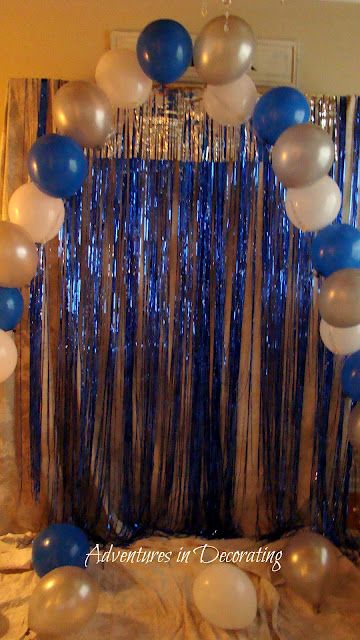 Cumple javi Prom Food, Prom Balloons, Prom Party Decorations, 80s Prom Party, Prom Props, 80's Prom, Glass Cloches, Prom Backdrops, Glitter Curtains