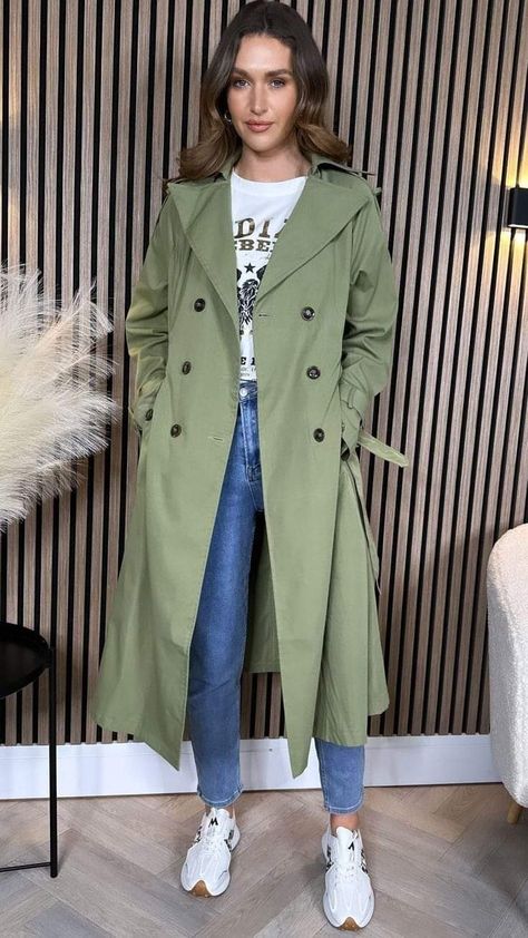 Khaki Jacket Outfit, Casual Trench Coat Outfit, Green Trench Coat, Simple Summer Dresses, Trench Coat Outfit, Outfits With Converse, Collared Coat, Coat Outfits, Professional Outfits