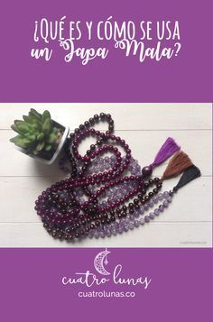 El Japa Mala es un elemento de las tradiciones hindú, budista y sij para recitar mantras. Reiki Therapy, Yoga Kundalini, Yoga Time, Reiki Symbols, Yoga Mantras, Chakra System, Zen Meditation, Quotes Thoughts, Life Quotes Love