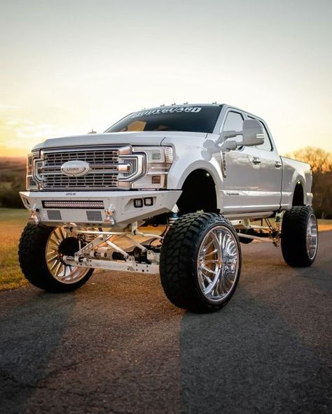 Lifted White Chevy Trucks, Cool Lifted Trucks, Ford F 250 Super Duty Lifted Trucks, Cool Trucks Ford, Ford F250 Lifted, Pink Lifted Trucks, Lifted Trucks Ford, Ford F 250 Super Duty, Big Chevy Trucks