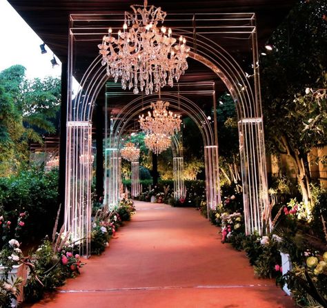 Reception Walkway Decor, Wedding Entrance Decor Walkways, Wedding Entrance Walkway, Sangeet Entrance Decor, Wedding Passage, Wedding Pathway, Sangeet Setup, Sangeet Theme, Punjabi Wedding Decor