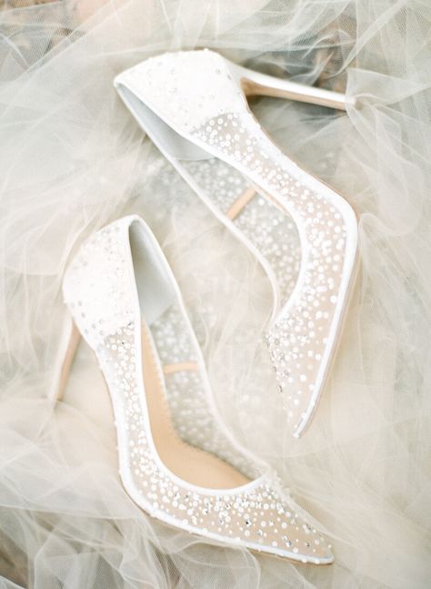 Kasut Kahwin, Fall Wedding Shoes, Bride Heels, Kasut Wanita, Trendy Bride, Wedding Boots, White Wedding Shoes, Bridal Heels, Shoe Inspiration