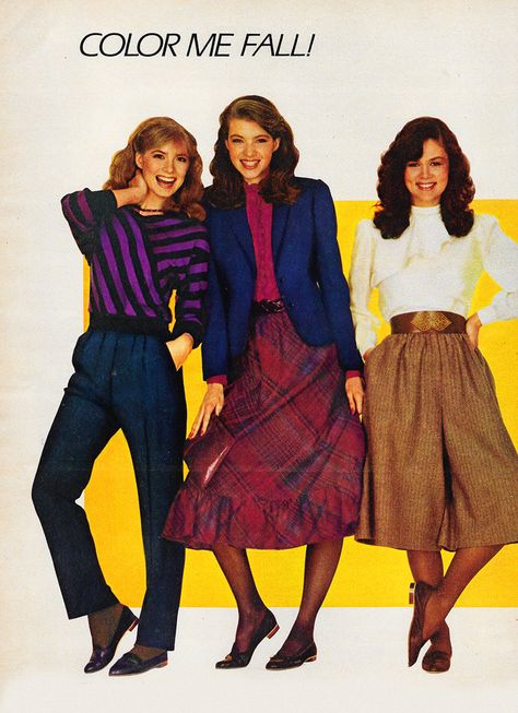 September 1982. 'Color me fall!' 80s Mom Outfit, 1983 Fashion, Vintage Seventeen Magazine, 80s Fashion Women, 1980s Outfits, Seventeen Magazine Fashion, Just Seventeen, Fashion 1980s, 80s Fashion Trends