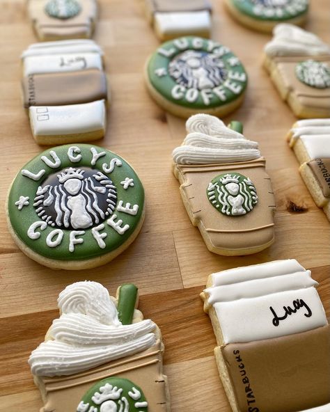 Melissa - My Little Oven Bakery (@mylittleovenbakery) • Instagram photos and videos Starbucks Royal Icing Cookies, Frappuccino Cookies Decorated, Starbucks Cookies Decorated, Starbucks Cookie, Starbucks Cookies, Starbucks Birthday, Heart Sugar Cookie, Winter Cookies, Birthday Cookie