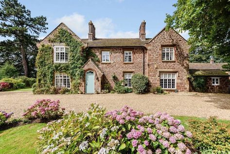 THE LOVE AFFAIR WITH THE RECTORY English House Bedroom, Country Side House Exterior, English Countryside House Exterior, English Stately Home, English Country Cottage Exterior, Country House England, House With Lots Of Windows, English Farmhouse Exterior, Cottagecore House Exterior