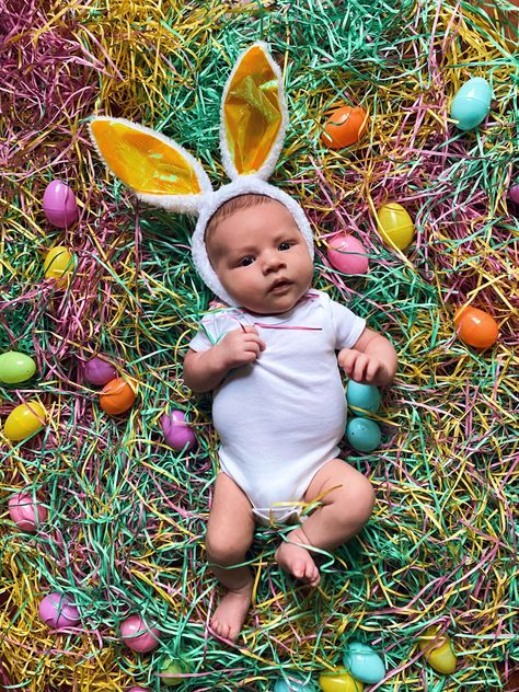 Newborn Boy Easter Pictures, Easter Newborn Pictures Boy, First Easter Newborn Photo Ideas, Newborn Photography Easter, April Baby Pictures Ideas, Diy Easter Pictures Kids, Diy Newborn Easter Pictures At Home, Bunny Newborn Pictures, Easter Photoshoot Baby 3 Months