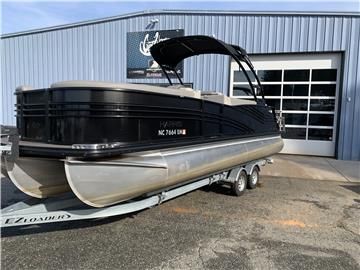 Pontoon Makeover, Used Pontoon Boats, Best Pontoon Boats, Luxury Pontoon Boats, Pontoon Boats For Sale, Pontoon Boat Accessories, Quality Time With Family, Party Barge, Family Boats