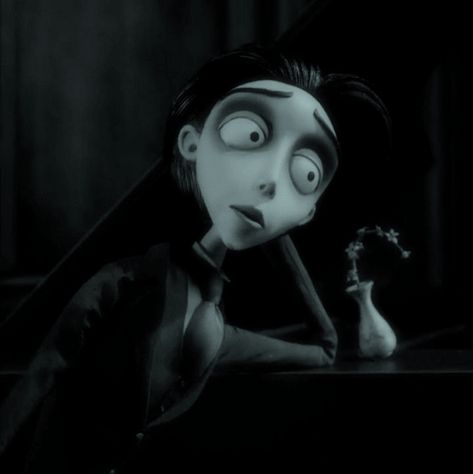 Victor Corpse Bride Icon, Victor Van Dort Icon, Tim Burton Pfp, Victor Van Dort, Tim Burton Animation, Victor Corpse Bride, Dead Bride, Tim Burton Corpse Bride, Tim Burton Characters