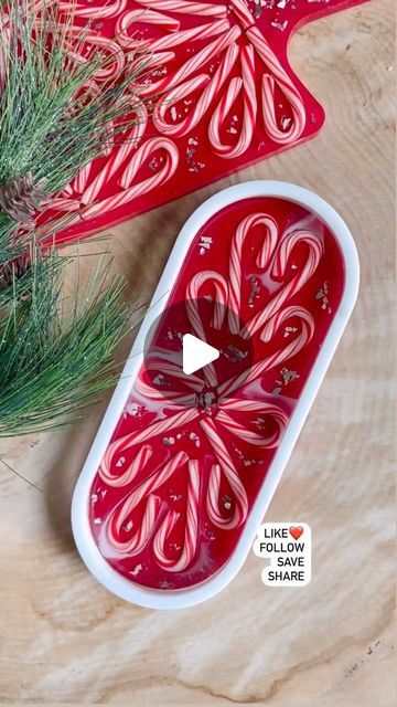 446 likes, 44 comments - madewithheart_byjoko on November 22, 2023: "You know I had to try out some candy canes on my large oval tray! ❤️🤍❤️🤍 ��🎨Again using the perfect holiday red ‘Kakyu Red’ from @eyecandypigments 🌸💧All blooms poured with @craft.resin Want to try? Get 10% off my link in bio!⬆️ code: Madewithheart_byjoko_10 🎨Want to get festive with this awesome red! Get 10% off @eyecandypigments using link in bio using my code: ‘Madewithheart’ at checkout. #resintips #resin #epoxy # Resin Art Ideas, Epoxy Tray, Sin Ideas, Flowers Resin, Craft Resin, Resin Tray, Oval Tray, Resin Tutorial, Holiday Red