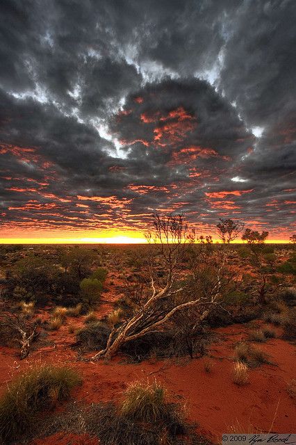 Sunrise in Australia's Northern Territory, near the Uluru | Flickr - Photo Sharing! Hdr Photos, Australian Outback, Outback Australia, Beautiful Sky, Australia Travel, Amazing Nature, Beautiful World, Wonders Of The World, The Great Outdoors