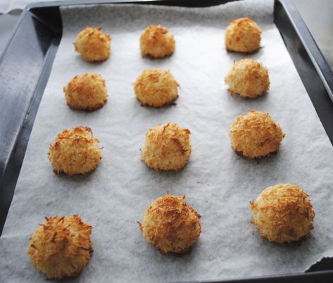 Condensed Milk Coconut Macaroons - Recipe Winners chocolate dipped Recipe Condensed Milk, Macaroon Recipe, Macaroons Recipe, Coconut Macaroon, Coconut Macaroons Recipe, Coconut Bites, Cake Rack, Coconut Cake Recipe, Chocolate Macadamia