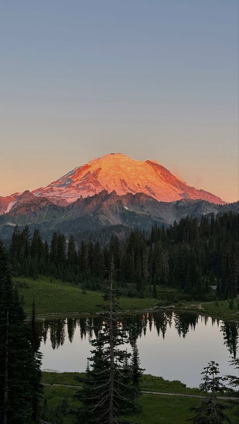 Washington State Mount Rainier, Mount Ranier Washington, Tipsoo Lake Washington, Reflection Lake Mt Rainier, Olympia Washington Aesthetic, My Rainier, Washington State Aesthetic, Washington Aesthetic, Moses Lake Washington