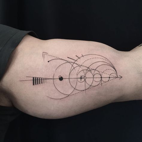 Tatouage Fibonacci, Golden Ratio Tattoo, Runes Tattoo, Fibonacci Tattoo, Male Tattoos, Seahorse Tattoo, Abstract Tattoo Designs, Nyc Tattoo, Cool Wrist Tattoos