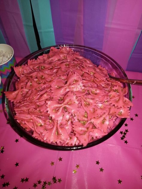 Pink Bowtie Pasta with Pesto Season for Hello Kitty Birthday Party Hello Kitty Food Ideas Parties, Hello Kitty Beach Theme Party, Hello Kitty Birthday Party Food, Hello Kitty Birthday Food, Hello Kitty 30th Birthday, Hello Kitty Party Food, Hello Kitty Birthday Party Ideas Food, Hello Kitty Food Ideas, Diy Hello Kitty Birthday Party Ideas