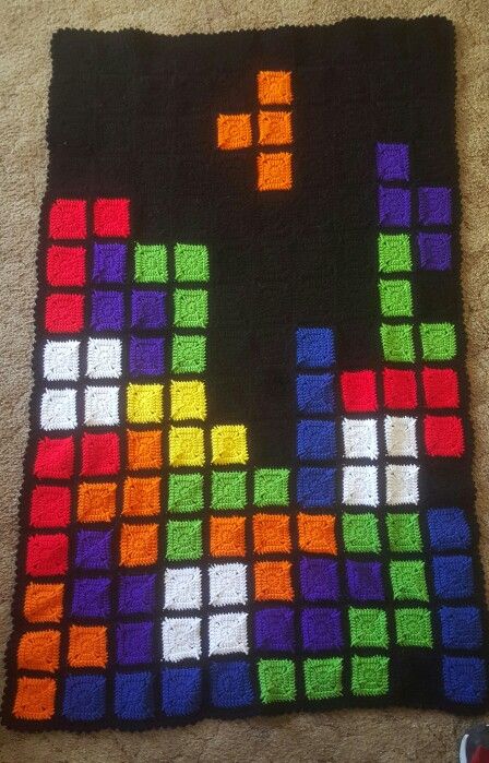 Tetris afghan Crochet Tetris Blanket Pattern, Tetris Crochet Blanket, Crochet 101, Crocheting Ideas, Block Art, Knitting Wool, Yarn Projects, Art Block, Blanket Pattern