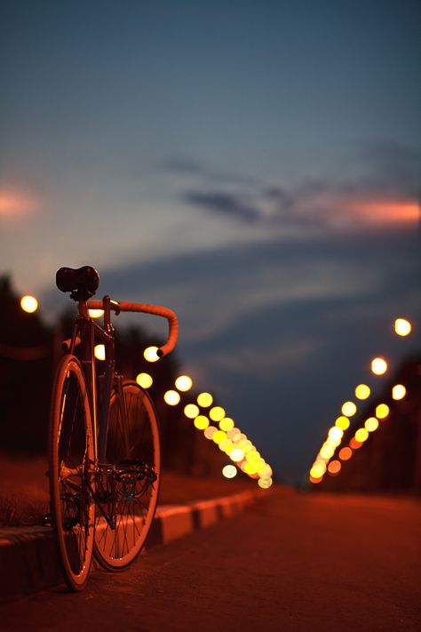 Good Morning Cycling Photography, Bike Photography, Street Lights, Bike Photo, Bicycle Art, Cycling Art, Bike Art, Beautiful Nature Pictures, Scenery Wallpaper