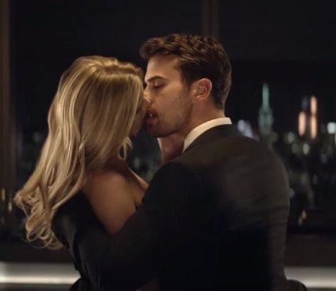 James Theo, Halloween Costume Couple, Anna Ewers, Theodore James, Boss The Scent, Cora Reilly, Twisted Series, Theo James, The Love Club