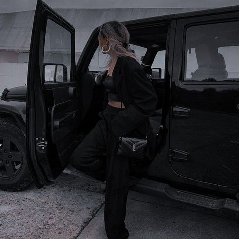 Nina Adams, Jeep Photos, Billionaire Life, Baby Images, Dark Feminine Aesthetic, Artist Aesthetic, Pretty Cars, Cute Selfies Poses, Feminine Aesthetic