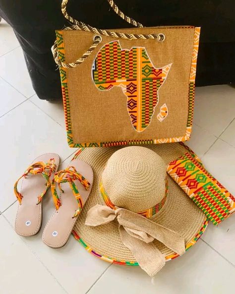 Canvas Bag Diy, Classy Hats, Graduation Cap And Gown, African Crafts, Diy Bag Designs, New Africa, Cap And Gown, Handbag Patterns, African Pattern