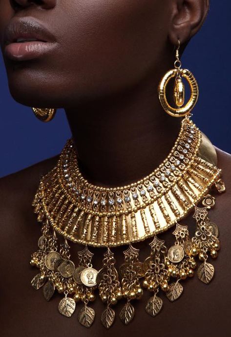 Witches Steeped In Gold, Gold Jewelry On Black Skin, African Gold Aesthetic, African Queen Aesthetic, African Jewelry Aesthetic, Gold African Jewelry, African Asethic, African Royalty Aesthetic, Black Women In Gold