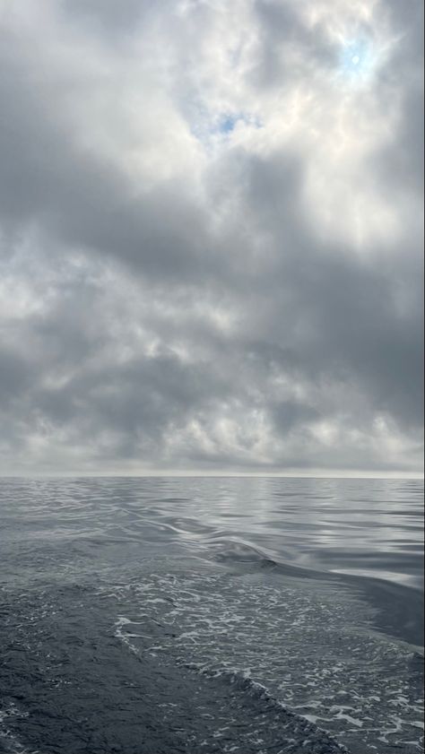 grey, dark sea Grey Ocean Aesthetic, Grey Wallpaper Iphone, Ocean Eyes, Dark Sea, Heart Iphone Wallpaper, Sea Colour, Gray Aesthetic, Grey Wallpaper, Glass Eyes