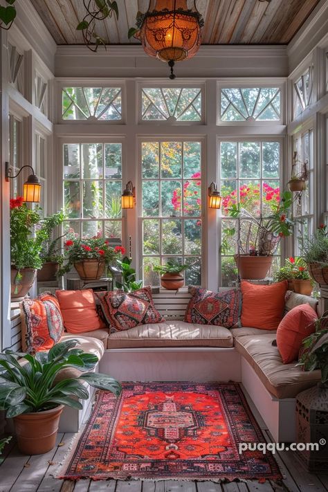 Small Sunroom Ideas, Small Sunroom, Sunroom Decorating, Sunroom Designs, Apartment Balconies, Garden Room, Home Decor Tips, Dream Home Design, Decoration Design