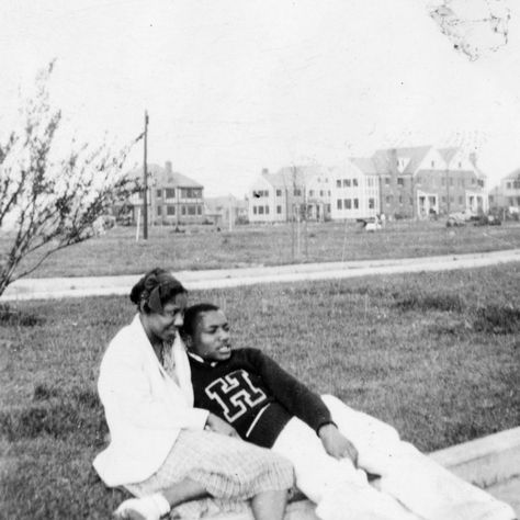 Ending Friendships, Hampton University, African American Couples, Pinterest Contest, African American Culture, Vintage Black Glamour, American Princess, Black Hollywood, Denzel Washington