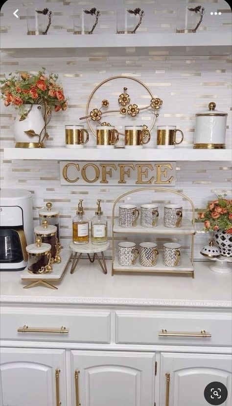 Beverage Stations, Coffee Bar Ideas Kitchen Counter, Flipping Business, Coffee Station Kitchen, Kitchen Countertop Decor, Coffee Bar Station, Coffee Area, Kitchens Design, Bar Station