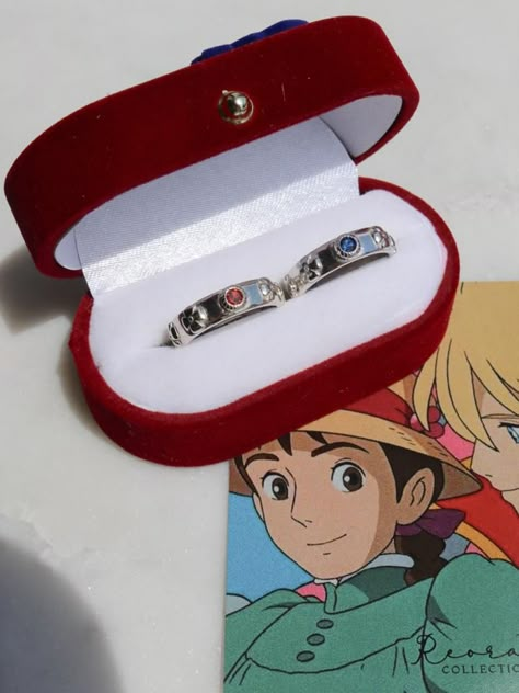 Encanto Design, Red Gem Ring, Anime Rings, Blue Gem Ring, Set Anime, Anime Jewelry, Couples Ring Set, Howl's Moving Castle, Ghibli Movies