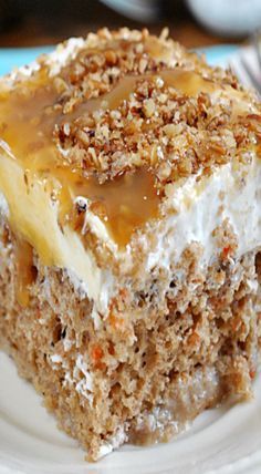 Carrot Cake Poke Cake, Cake Poke, Easter Carrot Cake, Savory Cakes, Homemade Caramel Sauce, Poke Cake Recipes, Poke Cakes, Carrot Cake Recipe, Poke Cake