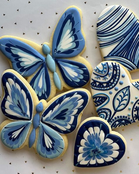 Dragonfly Cookies, Fondant Butterfly, Cookies Light, Framed Butterflies, Butterfly Cookies, Royal Iced Cookies, Blue Cookies, Sugar Cookie Icing, Cookie Business