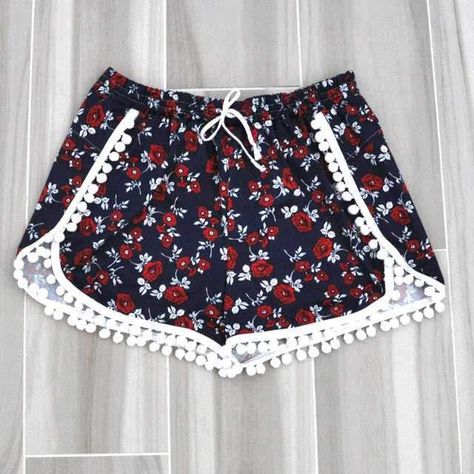 Pom Pom Shorts, Diy Pom Pom, Sewing 101, Pom Pom Trim, Video Clips, Boho Shorts, Cheer Skirts, Make It, Pom Pom