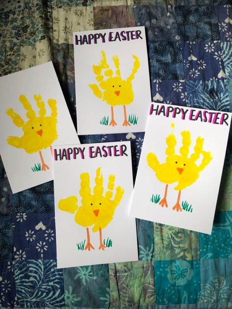 Baby Easter Crafts, Easter Handprint Crafts, Påskeaktiviteter For Barn, Easy Easter Crafts For Kids, Halloween Handprint, Baby Art Crafts, Handprint Keepsake, Easter Crafts Preschool, Easter Crafts For Toddlers