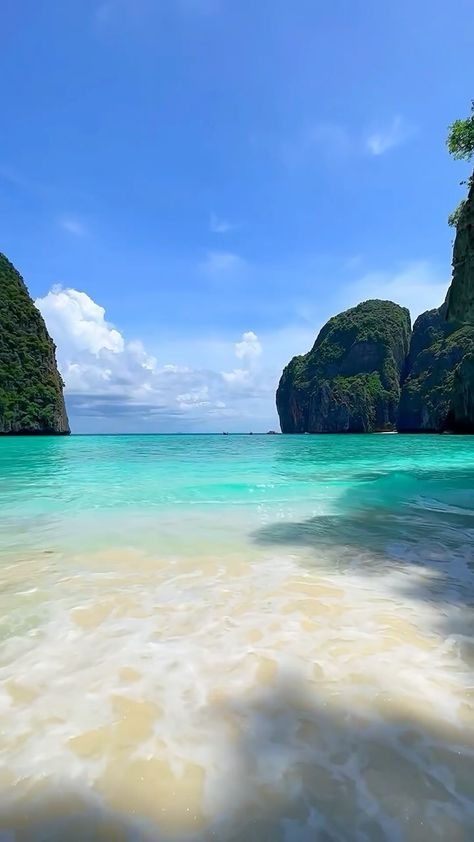 Adel Mgaieth - THAILAND TRAVEL 🇹🇭 | Relaxing moment under the palm trees on the paradise island 🌴✨  📍Koh Lao Lading - Krabi , Thailand 🇹🇭 . . . . . . . #thailand… | Instagram Thailand Instagram, Unique Destinations, Krabi Thailand, Relaxing Moments, Island Vibes, The Paradise, Paradise Island, Krabi, Tropical Vibes