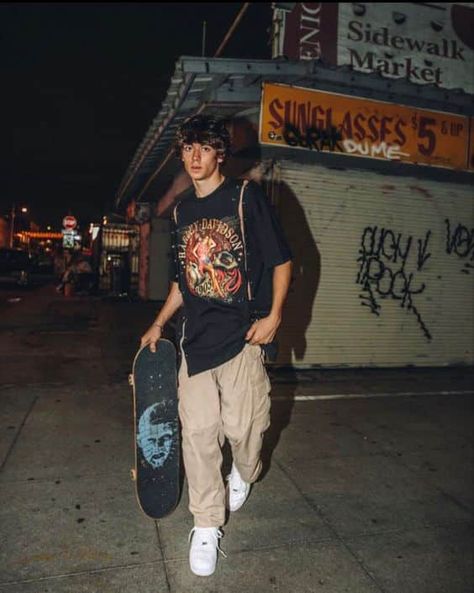 Skater Boy Fashion, Summer Skater Outfits, Skater Grunge Outfits, Skater Boys Fashion, Skater Aesthetic Outfits, Grunge Skater Boy, Skater Style Men, Skater Boy Outfits, Skate Outfit