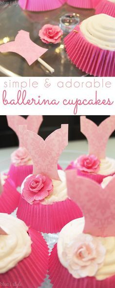 HOW TO MAKE SUPER EASY & ADORABLE BALLERINA CUPCAKES! The supply list is simple, and no cake decorating experience is required - so easy, anyone can make these in under an hour! Perfect for a birthday party or a ballet class! Ballerina Cupcakes Ideas, Recees Cake, Chocoflan Cake, Tutu Cupcakes, Cake Marshmallow, Wiggles Cake, Lolly Cake, Ballerina Cupcakes, Marshmallow Cake