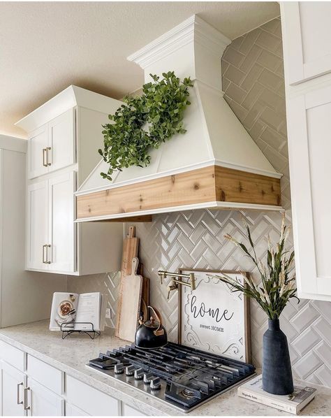 Kitchen Hood Ideas, Dream Ranch, Gray Backsplash, Kitchen Hood Design, Backsplash Design, Farmhouse Kitchen Backsplash, Kitchen Vent Hood, Hood Ideas, Kitchen Vent