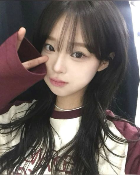 Hair Without Bangs, Korea Girl, Hair Inspiration Long, Ideal Beauty, Long Hair With Bangs, Uzzlang Girl, Girl Inspiration, I Love Girls, Hairstyles Haircuts