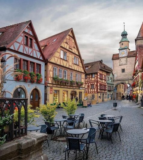 Kitzingen Germany, Rothenburg Germany, Paris History, Mediterranean Aesthetic, German Travel, Amon Amarth, Rothenburg Ob Der Tauber, German Village, Travel City