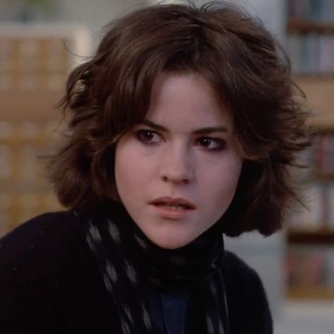 Ally Sheedy Breakfast Club, Allison Reynolds, Ally Sheedy, Club Hairstyles, The Breakfast Club, The Breakfast, Hairstyles, Hair