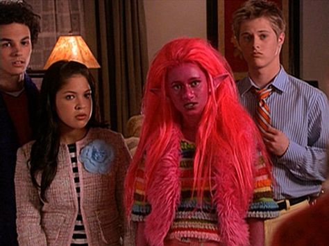 Halloweentown High (October 8, 2004) | Community Post: The 38 Best Disney Channel Original Movies OMG!!! Ryan and kelsi Disney Channel Halloween, Halloweentown High, Halloween Town Disney, Disney Halloween Movies, Olesya Rulin, Disney Channel Original Movies, Halloween Town Movie, Lucas Grabeel, Disney Channel Movies