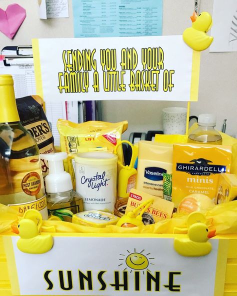 Basket Of Sunshine Ideas, Sunshine Box Ideas, Yellow Themed Gifts, Sunshine Basket, Basket Of Sunshine, Big Lil Gifts, Sympathy Basket, Creative Date Night Ideas, Trick Quote