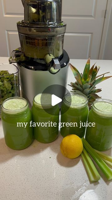 1,119 likes, 23 comments - crowned_elegance on September 20, 2023: "This is one of my favorite green juices to make because you really get a lot of “bang for your ..." Spinach Juicing Recipes, Juices To Make, Easy Green Juice Recipe, Juices Recipes, Green Leafy Vegetables, Green Juice Recipe, Green Juices, Slow Juicer, Green Juice Recipes