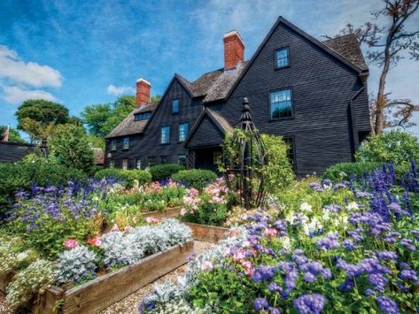 Day Trips From Boston, House Of Seven Gables, Mansion Tour, Seaside Garden, Nathaniel Hawthorne, Honeymoon Spots, Salem Massachusetts, Salem Ma, Waterfront Wedding