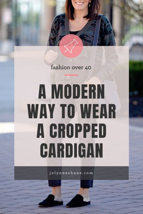 I’m loving the trend of wearing a cropped cardigan buttoned-up as more of a top than a layering piece, and it works particularly well with straight crop jeans and mules. Cardigan Work Outfit, Short Cardigan Outfit, Cropped Cardigan Outfit, Crop Cardigan Outfit, Cropped Button Up Sweater, Cardigan With Jeans, Washed Black Jeans, Sweater And Jeans Outfit, Cardigan Fall Outfit