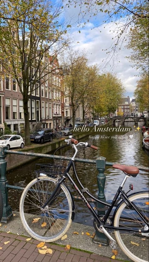 Amsterdam Photos, Amsterdam Travel, Future Travel, Instagrammer, City Aesthetic, Beautiful Places To Travel, Travel Goals, Pretty Places, Travel Inspo